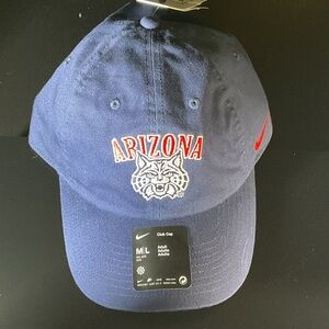 Arizona Wildcats Club Cap w/ Adjustable Strap